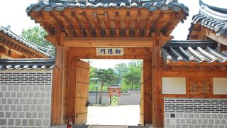 景福宮の中にある乾清宮の中門