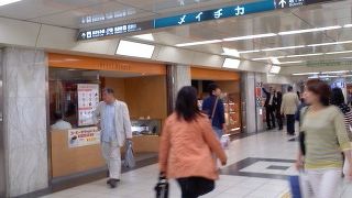 ユニモールに隣接する小さめの地下街