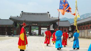 守門将交代儀式の時・・・