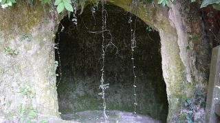 西郷隆盛が仲間とともに隠れた場所