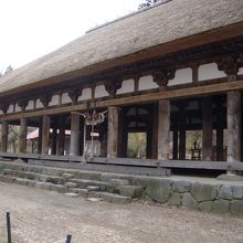  国の重要文化財に指定されている熊野神社長床（くまのじんじゃ