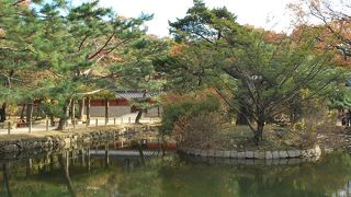 空と大地との調和・宗廟内