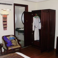 4桁自分設定の金庫が洋服ダンスの中に有