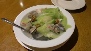 膨湖料理の店で名前が北海漁村？日本人的には？？