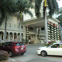 結婚式が行われています