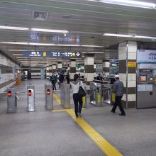 あとは改札口にタッチすれば良いだけです。