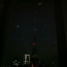 ライトダウンした東京タワー