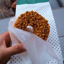 並んで買ったドーナツ