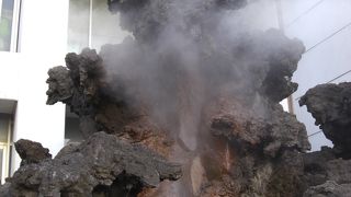 ビルの間にありました