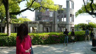 原爆ドームは資料館の後に行くと、よりいいかもしれません。