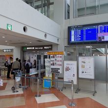 セキュリティチェックがここしかありません。混みますので注意！