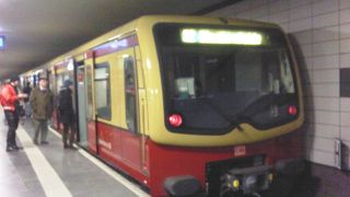 観光地はＳバーンとＵバーンで行ける