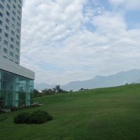 ガラス部分が朝食会場です