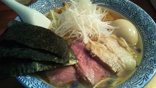 若き店主が作る力が入ったラーメン