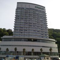 タワー館の外観（正面）