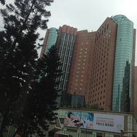 地下鉄佐敦の駅の真上