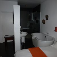 風呂場なのか部屋なのか