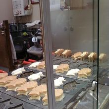 皮が厚い感じがよくわかります。