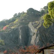 和泉葛城山系が美しく見える奥水間霊園