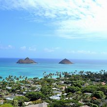 Pill Box の頂上からのﾗﾆｶｲﾋﾞｰﾁ