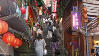 映画の中に入ってしまった気持ちになります