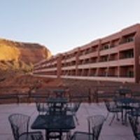 手前側がロビー