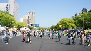 平和公園と一体になって広島の街の象徴になっていると思います