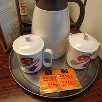 備え付けのお茶セット