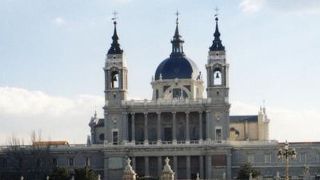 完成したのは現代