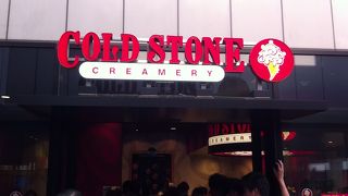 サービス良好のアイス屋さん