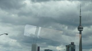 トロントからナイアガラフォールズに行くには