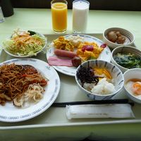 バイキングの朝食