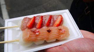 小町通りで食べ歩き