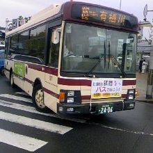 茶色のバス