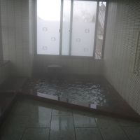 これが部屋の温泉風呂、こんなの初めてで感動！
