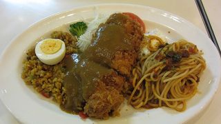 ２０１３・０５・１１　福岡空港　ロイヤル