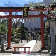 「日本三奇」なんだけど・・・小さな神社です。