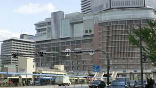 ハッピータウンとバトンドールは、凄い行列