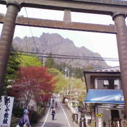 石段を上って、妙義神社