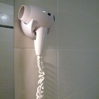 壁掛けのドライヤー