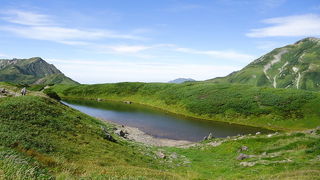澄んだ湖面がキレイ