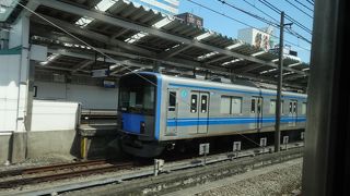 西武線に夜は駅上にホテルもありますのでメインの場所です。