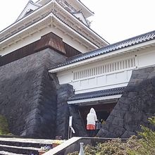 上山城(歴史資料館入口）