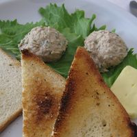 前菜は、ツナのパテ☆気に入りました♪