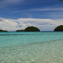 お昼に訪れた無人島