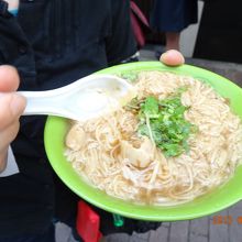 麺が短くて食べやすい