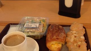 登戸では貴重なカフェ