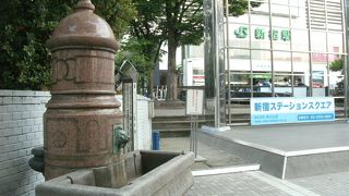 見てる人いませんけど・・みな素通り・・