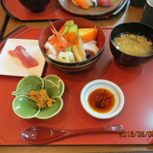 一押し海鮮丼