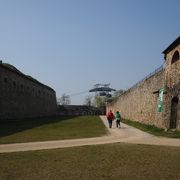 ラインランドの歴史を見続けてきた城砦